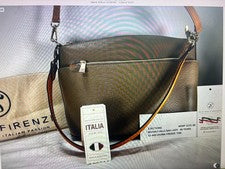 DIVINA FRENZE - NUEVO CON ETIQUETAS $225.00 - AHORA $129.00 CUERO ITALIANO