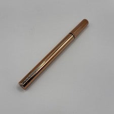 Lápiz delineador de ojos líquido Ted Baker negro 0,9 ml - Nuevo estuche estilo dorado