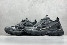 Zapatillas unisex Off Arrow blancas Be espalda derecha negras
