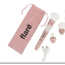 Brocha de maquillaje iluminada Flare by Centric Beauty