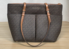 Bolso de Hombro Michael Kors Bedford M Mediano Para Mujer Top Cremallera Cuero Guijarro