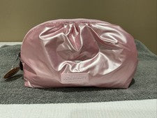 Nuevo en caja Ulta Beauty Collection Maquillaje Cosméticos Bolsa Otoño 2024 Dorado