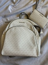 Mochila y muñeca grandes para mujer Michael Kors Abbey