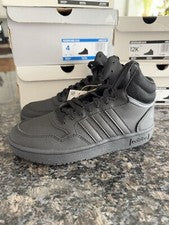Aros Adidas Mid 3.0 K Core para niños grandes y pequeños negros/grises seis HR0228
