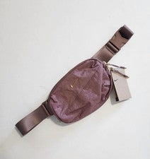 Bolso Bandolera Nike Unisex Aura Malva Ahumada 2L - Nuevo con Etiquetas