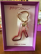 Zapato Betsey Johnson Recortado Para Mujer Rosa Ombre Corazones Dorados Llavero Bolso Dije ¡NUEVO CON ETIQUETAS!