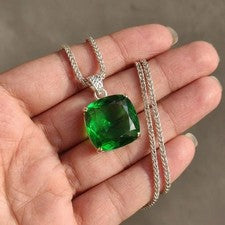 Colgante Cojín Esmeralda Verde Premium 70-80Ct en Plata de Ley