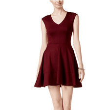Vestido acampanado Bar III para mujer Core Fashion manga gorra calce vintage vino S