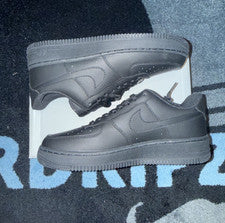 NIKE AIR FORCE 1 '07 LOW BLACK | UK 8.5 | ENTREGA RÁPIDA 🚚