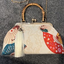 Bolso clutch japonés para mujer con diseño floral y grúa con bambú - Nuevo