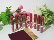 Regalo de Navidad, Belleza Esmaltada 8 Piezas Brillo de Labios Líquido Mate, Nuevo, Con Bolsa de Regalo