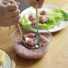 Fleischbällchen-Maker-Schaufel, selbstgemachtes Utensil mit kleinen Löchern