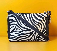 Bolso Cartera Jacqueline Ferrar Estampado Animal Cebra Y2K Retro Años 90 Salir Nuevo con Etiquetas Nuevo de Lote Antiguo