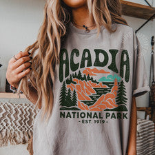 CAMISETA PARQUE NACIONAL ACADIA | MAINE ADVENTURES | CAMISETA SENDERISMO ESTÉTICA RETRO