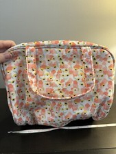 Bolso de Maquillaje Floral Ulta con Cremallera y Dos Bolsillos Interior con Cremallera 9x4x7 NUEVO