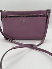Cartera bandolera de cuero con guijarros Lavender Coach