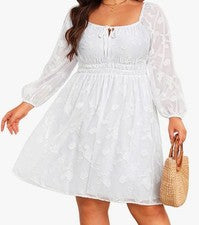 Vestido corto floral blanco manga larga para mujer
