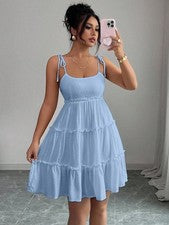 Vestido mini cami con volantes y dobladillo y escote casual de vacaciones LanaWest para mujer
