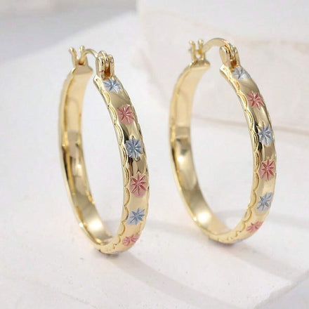 1 par de pendientes tallados de lujo vintage, adecuados para el uso diario y las vacaciones de las mujeres, un regalo perfecto para ella