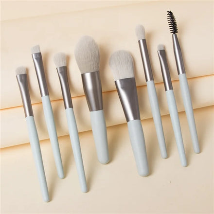 8 Pcs Travel Portable Soft Makeup Brushes Face Eye Makeup Brushes Kit Professional Makeup Brushes