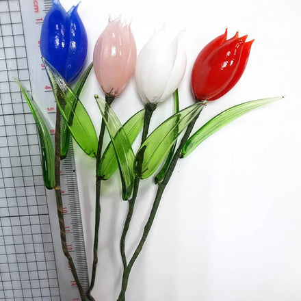 Wholesale Factory Direct Handmade Blown Glass Tulip Flower Sculpture Folk Art Sustainable Customized Color L 18cm Europe Home