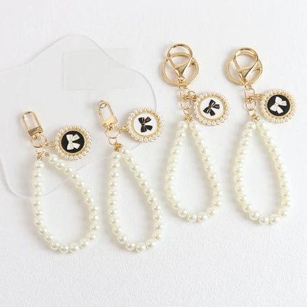 2022 Fashion Pearl Key Chain Personality Car Keychain Pendant Cute Bow Tie Key Ring Women's Handbag Accessories