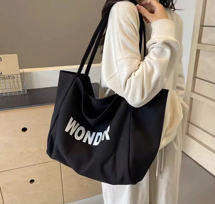 New Letter Printing Messenger Bag Large Capacity Canvas Bag Shoulder Messenger Bag Female