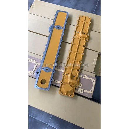 Oil Radiator Side Cover E200B 517692 Oil Cooler Cover Engine E320 Construction Machinery Parts
