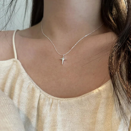 Minimalist Star Necklace 925 Sterling Silver North Star Pendant with Starburst Design Simple & Meaningful Jewelry