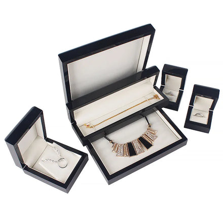 OLAI Black Glossy Lacquer Luxury Wood PU Leather Jewelry Box Custom Logo Pearl Necklace Pendant Storage Box