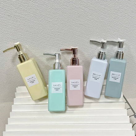Deluxe 250ml Refillable Pink Square Pump Bottle PET Plastic Body Wash Conditioner Container 500ml Gold Pump Lotion Cosmetics