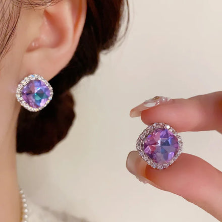 2024 Exquisite Fashion Small Super Shining Micro-Inlaid Zircon Purple Rhinestone Earrings