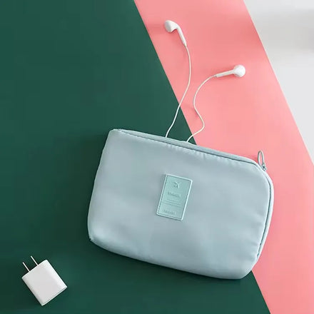 Lightweight Polyester Zipper Closure Pouch Fashionable Candy Pattern Data Cable Organizer Bag for Travel Key and Coin Storage