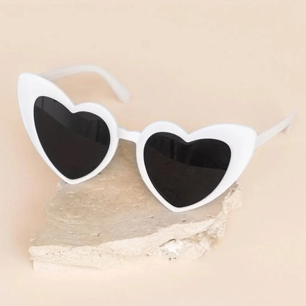 Vintage Style Sunglasses Summer Love Heart Shaped Sunglasses for Girls Bride Party Beach Favors Presents