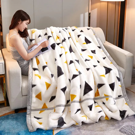 Wholesale Good Price High-quality King Size Cozy Soft Throw Flannel Bed Blankets