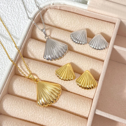 Foxi in Stock Women Gold Plated Jewelry Hot Sale Trendy Shell Earrings Necklace Fashion Jewelry Sets for Women