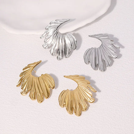 Beimai OEM Stud Earrings Light Luxury Retro Niche Feathers Shape Waterproof Stainless Steel Stud Earrings