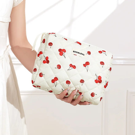 Quilted Large Makeup Bag with Pears Pattern Cotton Cosmetic Organizer for Women's Makeup Brushes Storage Geometric Cover Closure