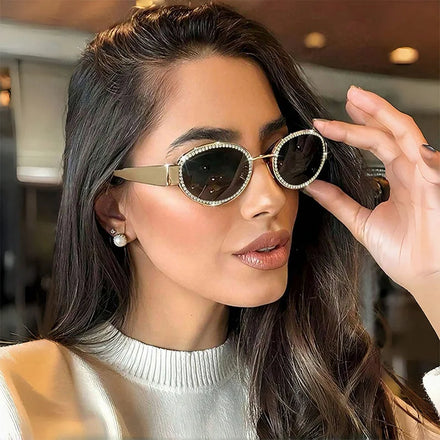 High End Simple Diamond studded Sunglasses Ladies Oval Metal Frame Sunglasses Coffee Brown Lens Fashion Designer Y2k Sunglasses