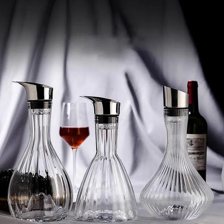 Stock Hot Sale Handmade Ribbed Wine Aerator Decanter Modern American Style for Home & Restaurant Use