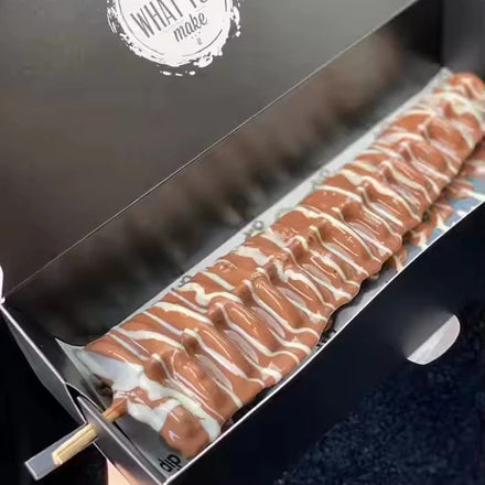 Eco-Friendly Wholesale Paper Packaging Tray for Pastry Cake Bakery Hot Dog Waffle Stick for Cookies Catering Lunch Matt