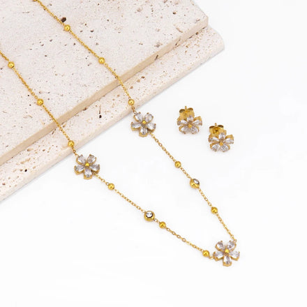 2026 New Arrival Jewelry Set Crystal Rhinestone Flower Beads Chain Waterproof Five-Flower Pendants Necklace Earrings for Sale