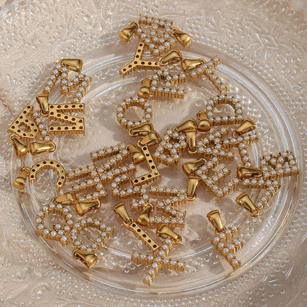 Custom A-Z Alphabet Charms Stainless Steel 18K Gold Plated 26 Initial Pearl Letter Pendants for Necklace Jewelry Making
