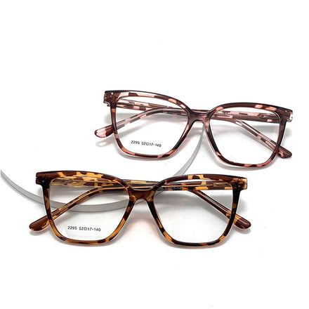 Trendy Men's Frames for Eyeglasses Flat Glasses Match Myopia Eye Glasses Fashion Metal Letter Square Eyeglasses Frame Wholesale