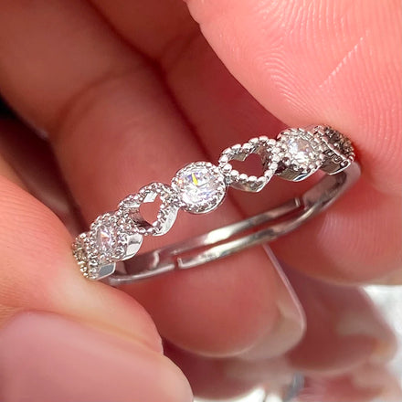 Wholesale for Foxi Women's Fashion Adjustable Finger Ring Cubic Zirconia Love Hollow Out Heart Gemstone Main Material Brass