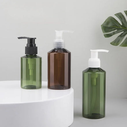 Wholesale PET Boston Shape Plastic Shampoo Bottle for Body Wash Conditioner Lotion Pump Container Amber Green Cosmetic Packaging