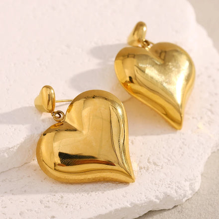 Dreamshow Heart Jewelry Fashion Stud Earrings 18k Gold Plated Jewelry Stainless Steel Earrings