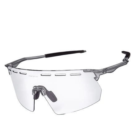 BATFOX 2025 Ultra-wide Vision Photochromic Cycling Goggles for Men Women Sports Applicable F885 Photosensitive Color-Changing