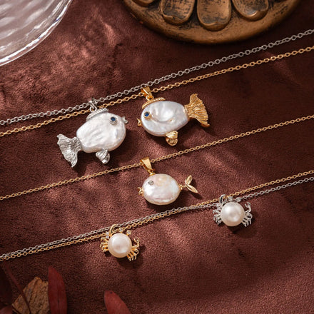 Wholesale Elegant Brass 18K Gold Plated Natural Pearl Big Head Clownfish and Crab Pendant Necklace and Earrings Sets