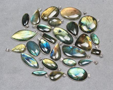 Wholesale Handmade Pendants Fire Labradorite Bezel Setting Silver Plated Multi Size Solid Brass Fashion Jewelry Pendant Gifts